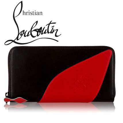 新作 Christian Louboutin ルブタン スタッズ 折りたたみ財布