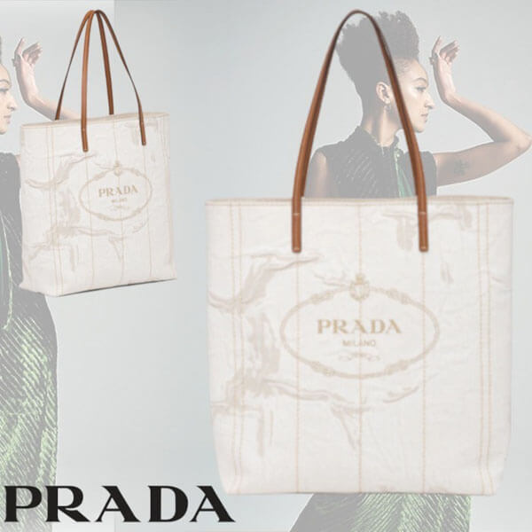 プラダ トートバッグ コピー【日本未入荷】PRADA リネン ラージ 旅行にも Large Tote in Printed Linen Blend  202A0101401