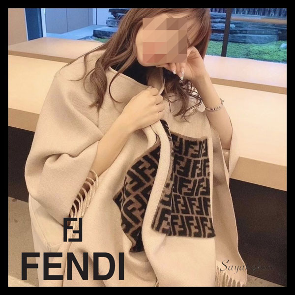 ベージュウール カシミヤマフラー 偽物【FENDI】W365