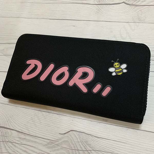 Dior × KAWS BEE ロゴ 長財布 コピー ブラック 21022617