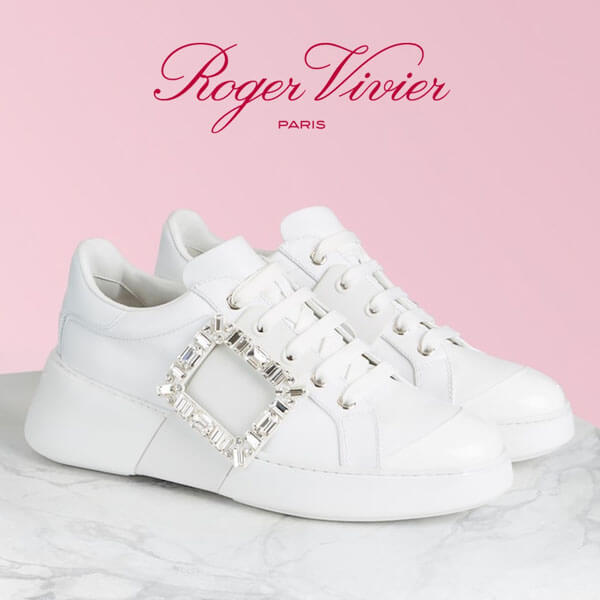 ∞∞ Roger Vivier ∞∞ コピー Viv Skate ビジューバックル スニーカー 21030920