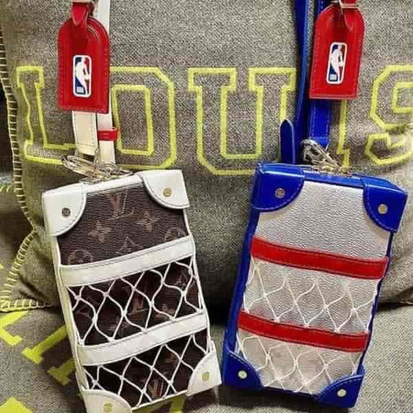 《人気★》ルイヴィトン★コピー LVXNBA SOFT TRUNK PHONE BOX BAG  M80101 M80102